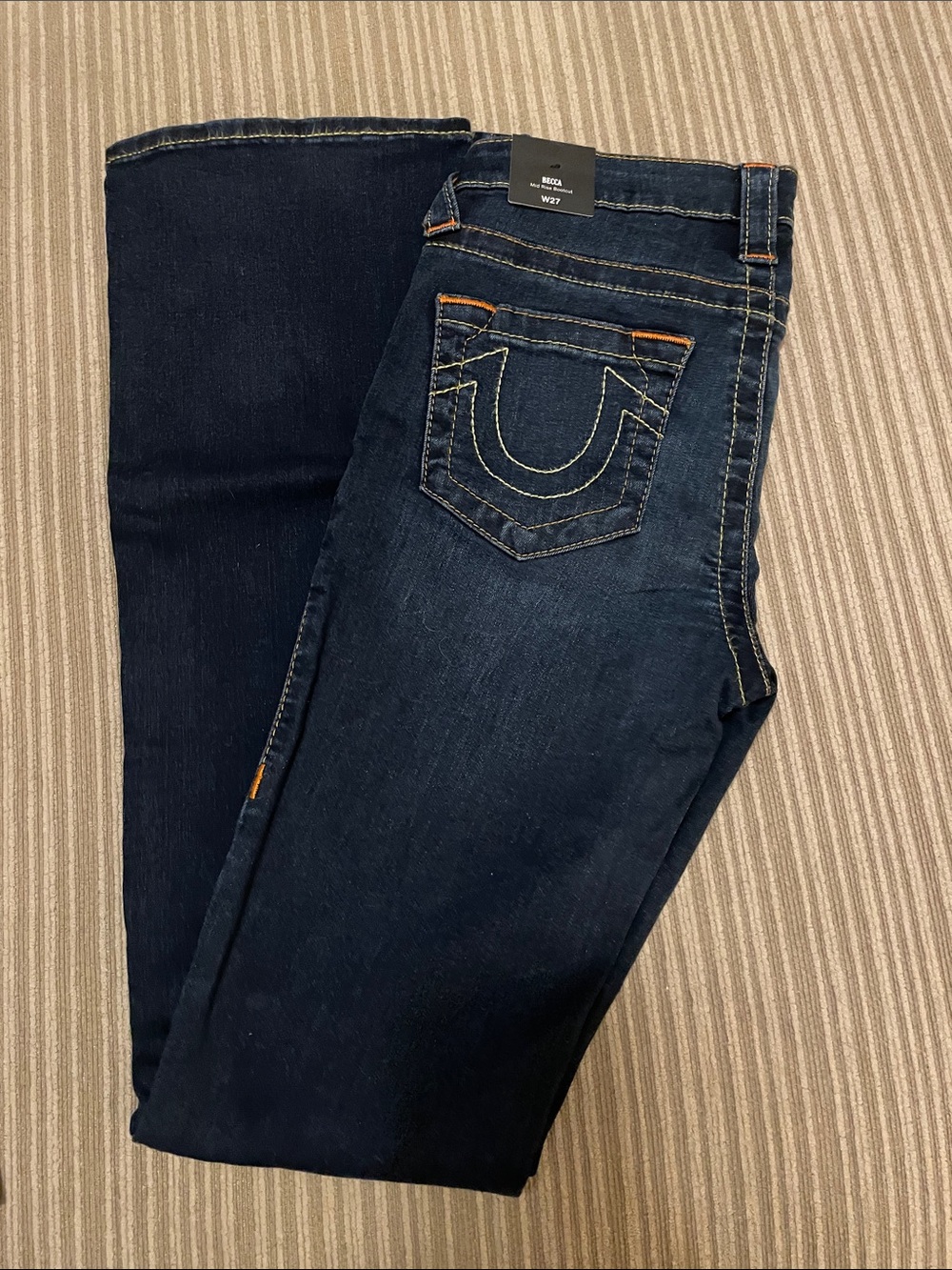 True Religion Women's slim Becca bootcut size 27 Jeans in Dark Blue Denim